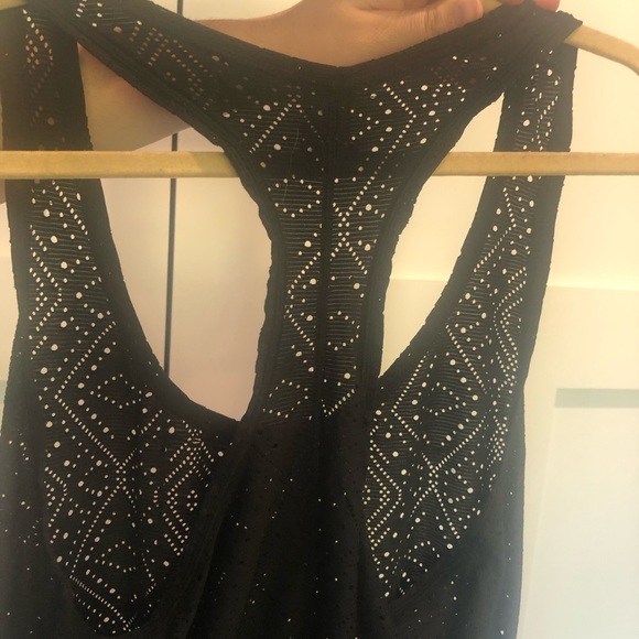 Black Active Tank - Picture 5 of 5